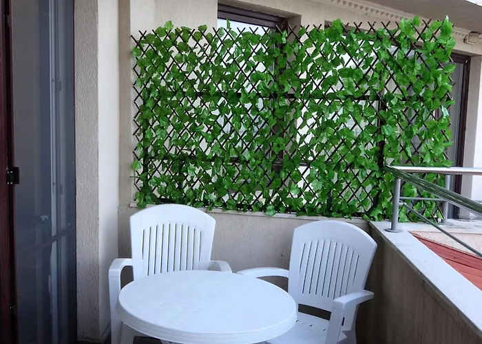 Seafront Im Apartment Obzor