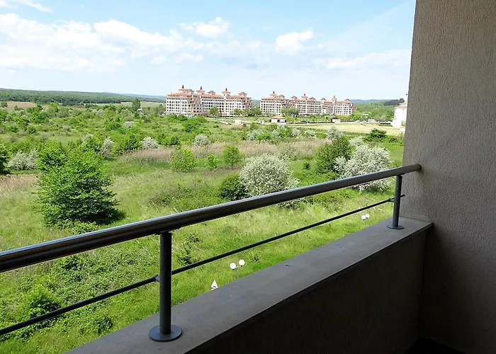 Seafront Im Обзор