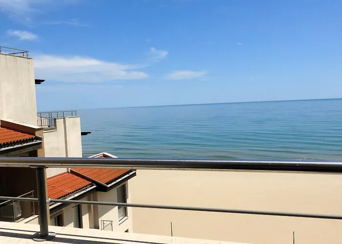 Seafront Im Apartment *