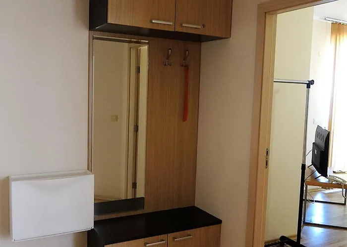 Apartment Seafront Im Obzor