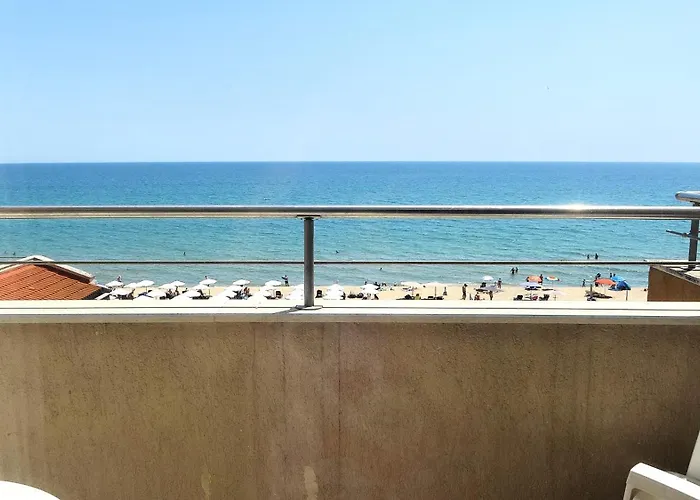 Seafront Im ابزور